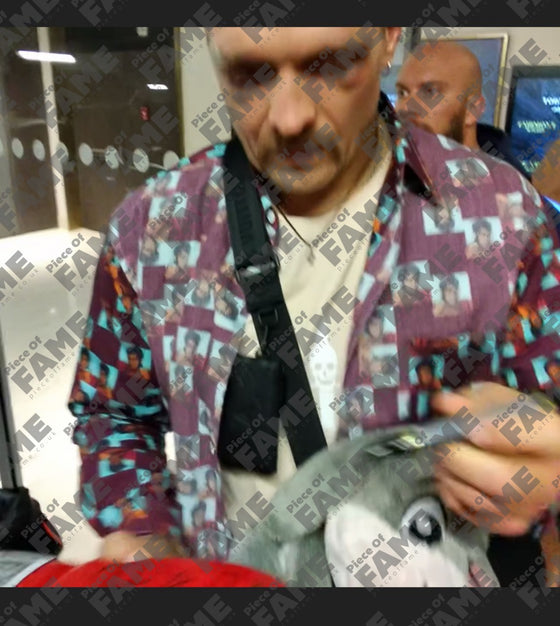Oleksandr Usyk Signed Boxing Glove Exact Video Photo Proof Undisputed AFTAL COA
