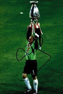  Peter Schmeichel Signed 12X8 Photo Manchester United GENUINE AFTAL COA (1822)