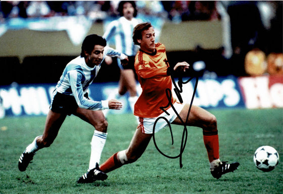 Johan Neeskens Signed 12X8 Photo Netherlands Genuine Signature AFTAL COA (9156)