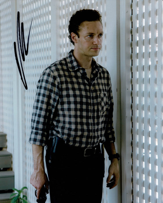 Ross Marquand Signed 10X8 Photo Walking Dead Genuine Signature AFTAL COA (5522)