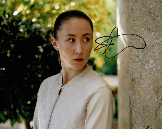 Erin Doherty Signed 10X8 Photo Chloe Genuine Signature AFTAL COA (7424)