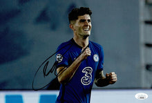 Christian Pulisic Signed 12X8 Photo Chelsea F.C. JSA AK29230 COA (9089)