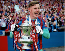  Dean Henderson Signed 10X8 Photo FA CUP Winners Crystal Palace F.C. (1214)