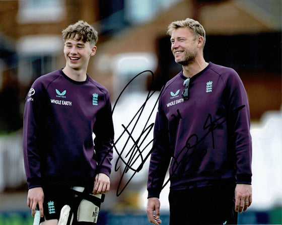 Andrew “Freddie” Flintoff Rocky Flintoff Signed 10x8 England Cricket Photo (2512