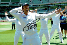 Graeme Swann Signed 12x8 Photo – Iconic "Sprinkler" Celebration – COA (2608)