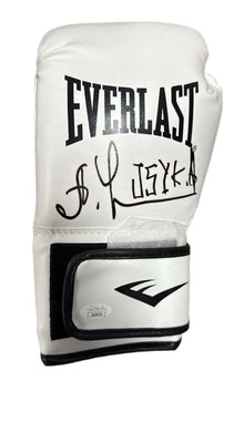  Oleksandr Usyk Signed Everlast Boxing Glove Genuine Signature AK29275 JSA COA