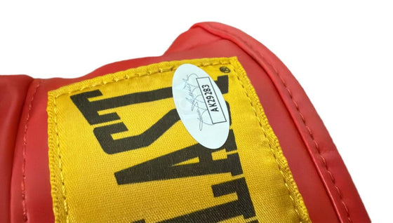 Oleksandr Usyk Signed Everlast Boxing Glove Genuine Signature AK29283 JSA COA