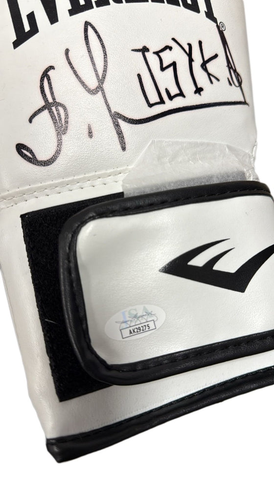 Oleksandr Usyk Signed Everlast Boxing Glove Genuine Signature AK29275 JSA COA