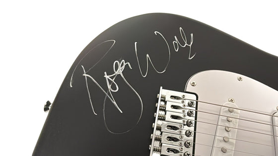 Roger Waters Signed Guitar Pink Floyd JSA TPA YY36076 LOA