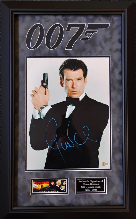 Pierce Brosnan James Bond Signed 16x12 Photo Beckett Autograph 007 BG37842 COA