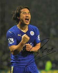  Shinji Okazaki Signed 10X8 Photo Leicester City F.C. Genuine COA AFTAL (1265)