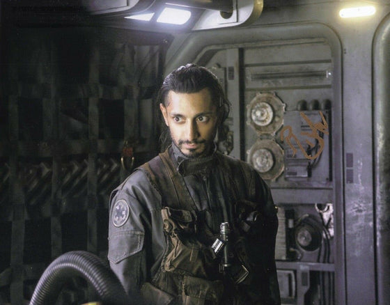 Riz Ahmed Signed 10X8 Photo Rogue One: A STAR WARS Story AFTAL COA (5441)