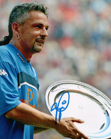  Roberto Baggio Genuine Hand Signed 10X8 ITALIA AFTAL COA (1184)