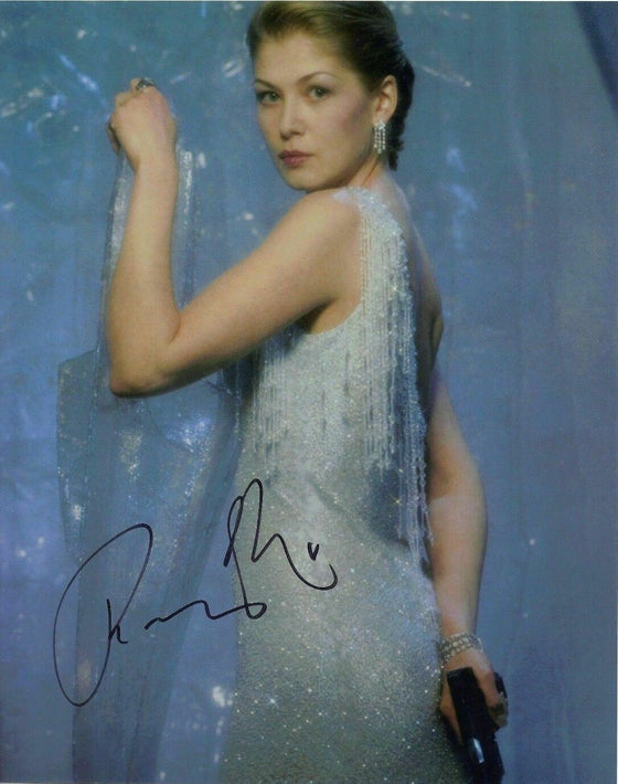 Rosamund Pike SIGNED 10X8 Photo Sexy Image Die Another Day AFTAL COA (7244)