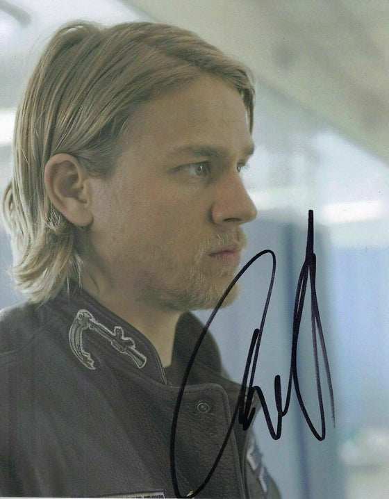 Charlie Hunnam Signed 10X8 Photo GENUINE Sons of Anarchy AFTAL COA (7310)
