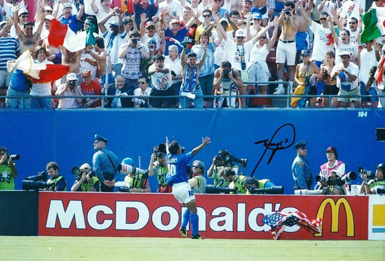Roberto Baggio Signed 12X8 ITALIA 94 AMAZING PROOF AFTAL COA (9111)