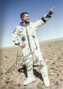  Felix Baumgartner REAL Hand SIGNED 8X12 Photo Skydiver COA Red Bull (F)