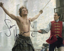  Sam Heughan Signed 10X8 Photo Outlander GENUINE SIGNATURE Aftal COA (5208)