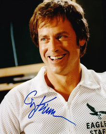  Greg Kinnear Signed 10X8 Photo GENUINE SIGNATURE Invincible AFTAL COA (5157)