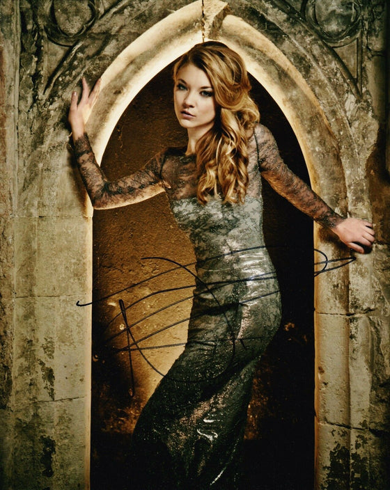 Natalie Dormer SIGNED 10X8 Photo SEXY IMAGE (5578)