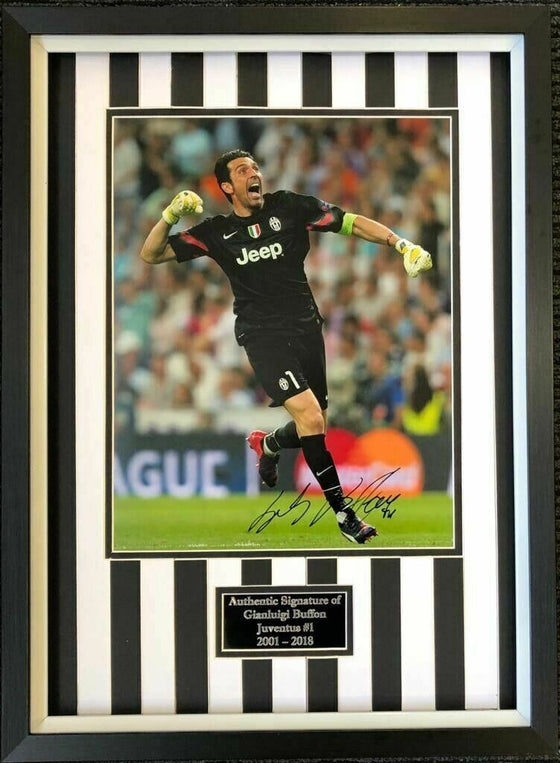 Gianluigi Buffon SIGNED & FRAMED 11X14 Photo JUVENTUS & ITALY AFTAL COA (A)