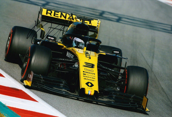 Daniel Ricciardo Signed 12X8 Photo Genuine Autograph Renault AFTAL COA (3614)