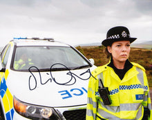  Olivia Colman SIGNED 10X8 Photo Broadchurch AFTAL COA (E)