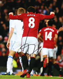  JUAN MATA SIGNED 10X8 PHOTO Manchester United F.C. AFTAL COA (1210)