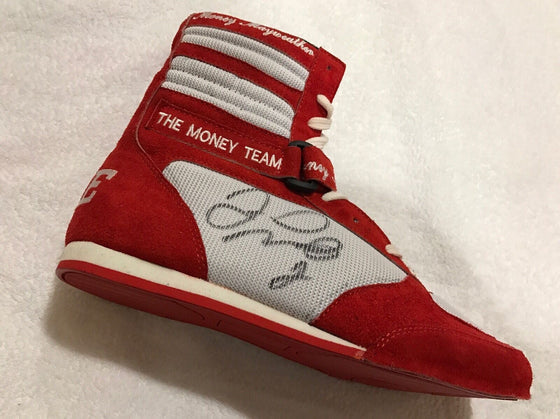 Floyd Mayweather Signed TMT Boxing Boot With Proof Signed In New York City AFTAL