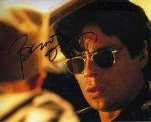  Benicio Del Toro Signed 10X8 Photo Traffic GENUINE Signature AFTAL COA (5576)