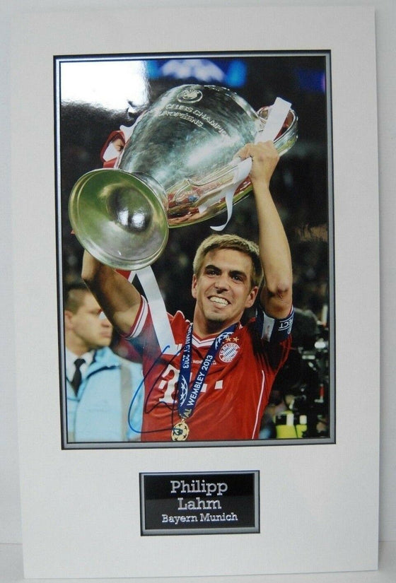 Philipp Lahm Signed 18X12 Photo Mount Display BAYERN MUNICH GERMANY AFTAL COA
