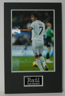  Raul Signed 18X12 Photo Real Madrid Mounted Photo Display AFTAL COA (A)