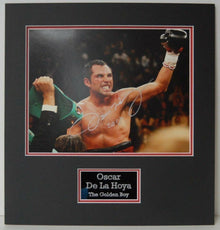  Oscar De La Hoya SIGNED 14X11 PHOTO Genuine MOUNTED DISPLAY AFTAL COA (C)