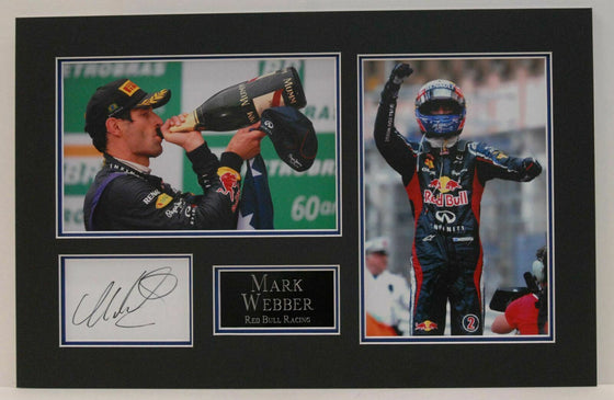 Mark Webber Genuine Hand Signed Photo Mount Display FORMULA 1 RACING REDBULL (C)