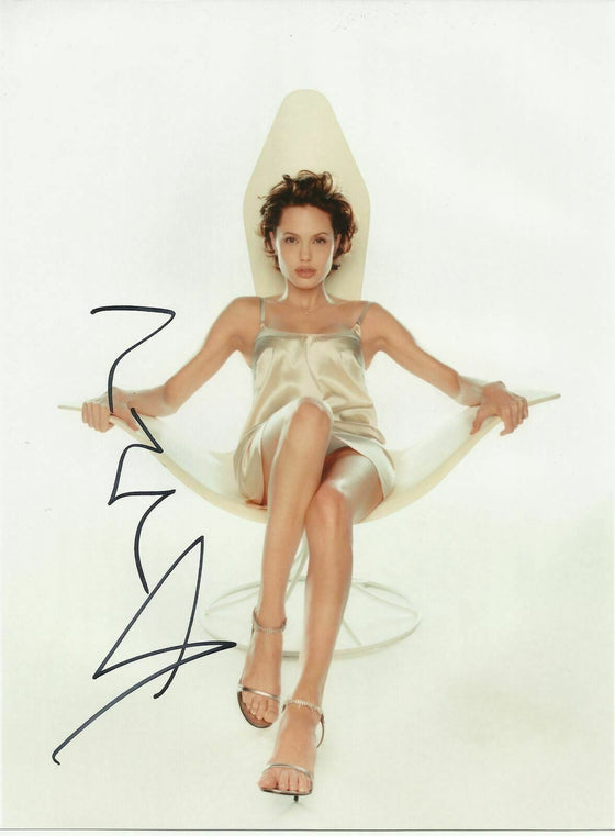 Angelina Jolie GENUINE HAND SIGNED 10X8 PHOTO (5426)