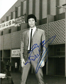  Tom JONES SIGNED 10X8 Photo Genuine Signature AFTAL COA (A1)