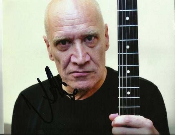 WILKO JOHNSON - 8X10 SIGNED PHOTO (DR FEELGOOD / ROGER DALTREY) AUTOGRAPH (A)
