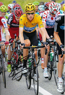  Bradley Wiggins Signed 12X8 Photo 2012 Tour de France AFTAL COA (B)