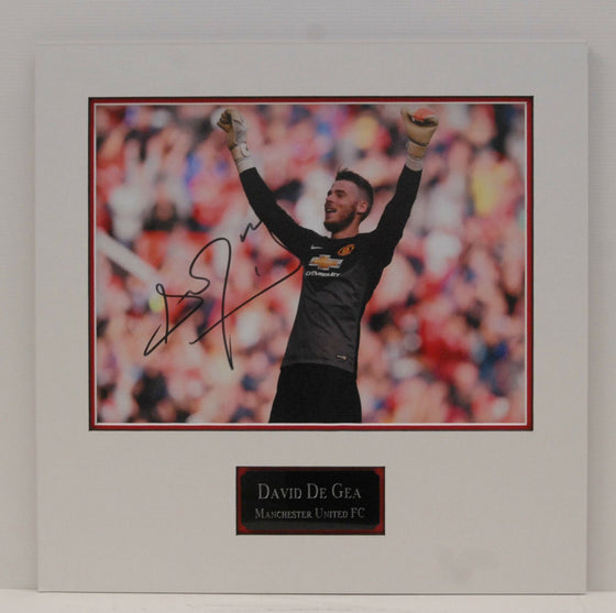 David de Gea Genuine Hand Signed Manchester United 16X12 PHOTO MOUNTED