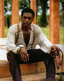  Chiwetel Ejiofor Autograph Signed 8x10 Photo 12 YEARS A SLAVE (5183)