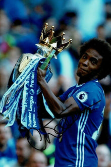  Willian Signed 12X8 Photo Chelsea F.C & Brazil AFTAL COA (1880)