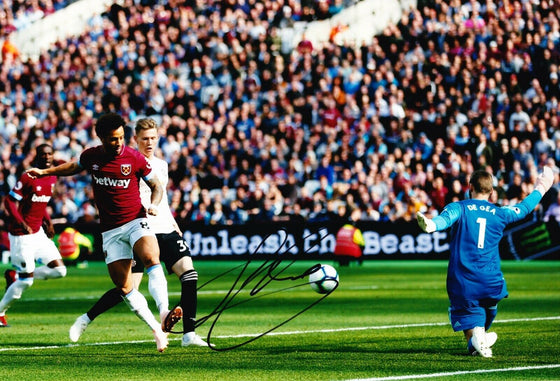 Felipe Anderson SIGNED 10X8 Photo West Ham United F.C. AFTAL COA (1870)