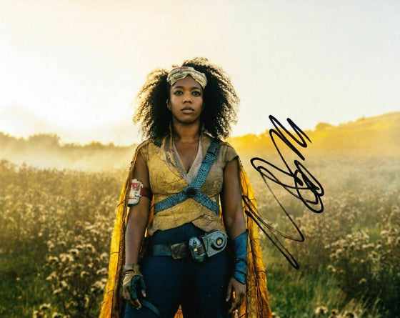 Naomi Ackie Signed 10X8 PHOTO Star Wars: The Rise of Skywalker AFTAL COA (B