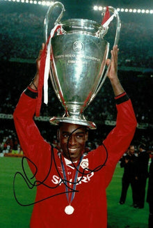  Andy Cole Signed 12X8 Photo Manchester United FC AFTAL COA (1529)