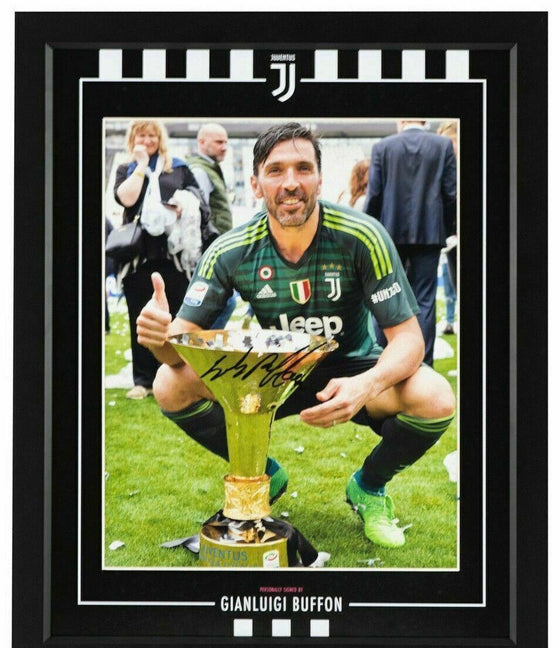 Gianluigi Buffon SIGNED & FRAMED 11X14 Photo JUVENTUS & ITALY AFTAL COA (B)