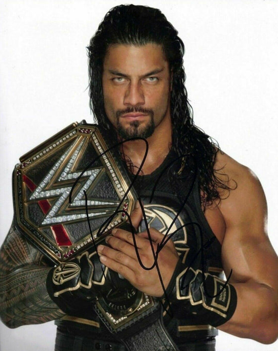 Roman Reigns Signed 10X8 Photo WWE UFC WWF Genuine Signature AFTAL COA (7055)