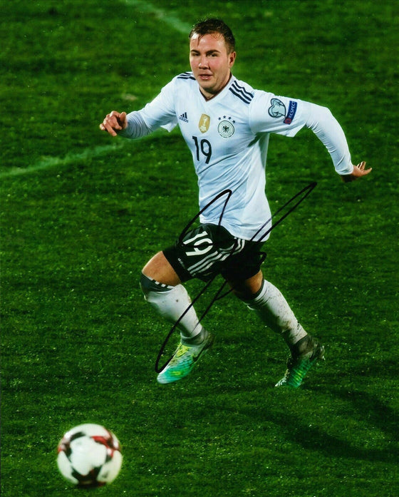 Mario GOTZE Signed 10X8 Germany 2014 WORLD CUP FINAL GOALSCORER AFTAL COA (1239)