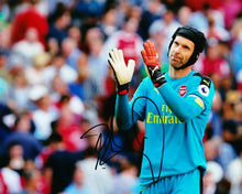  Petr Cech Signed 10X8 Arsenal F.C. PHOTO Autograph AFTAL COA (1103)
