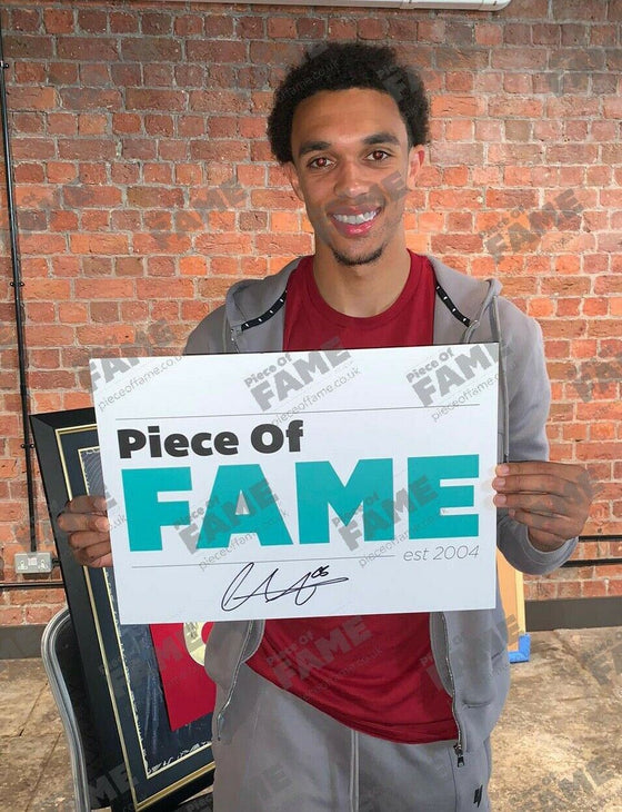 HWC Trading Foto Con Autografo Stampato Di Trent Alexander-Arnold – Formato A3 Incorniciato, Liverpool FC, Regalo Per Appassionati Di Calcio