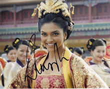  Deepika Padukone SIGNED 10X8 Photo Chandni Chowk to China AFTAL COA (5414)